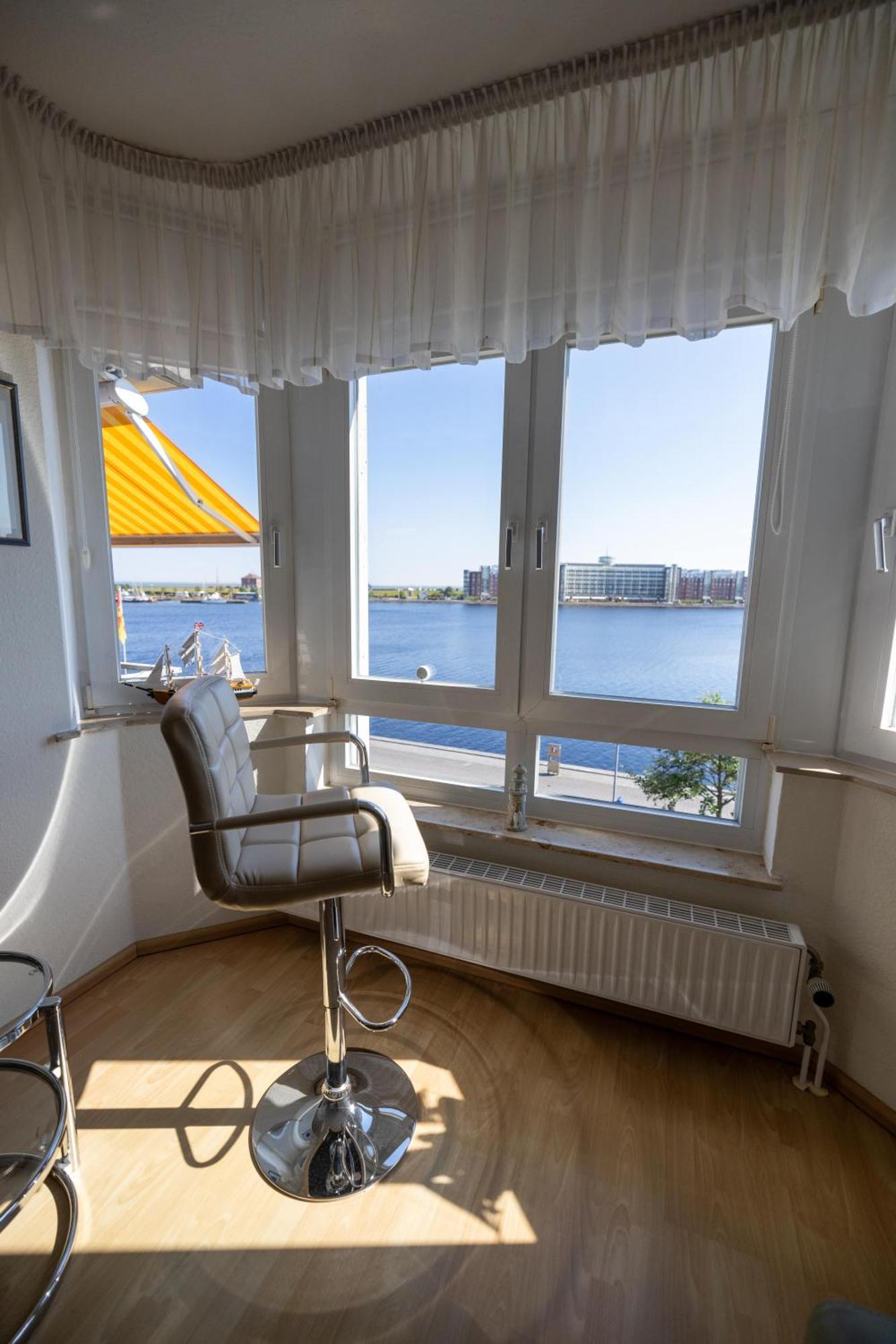 Gemuetliche Ferienwohnung Mit Meerblick Direkt Am Hafen Βίλχελμσχαφεν Εξωτερικό φωτογραφία